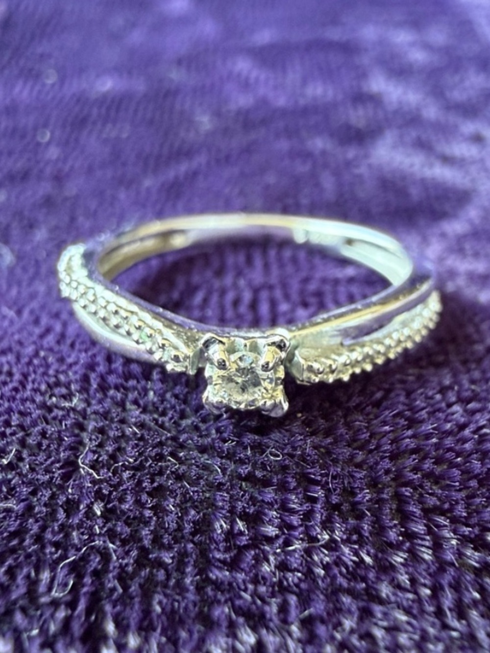 Solid 10K gold ring with real natural Earth mined diamonds